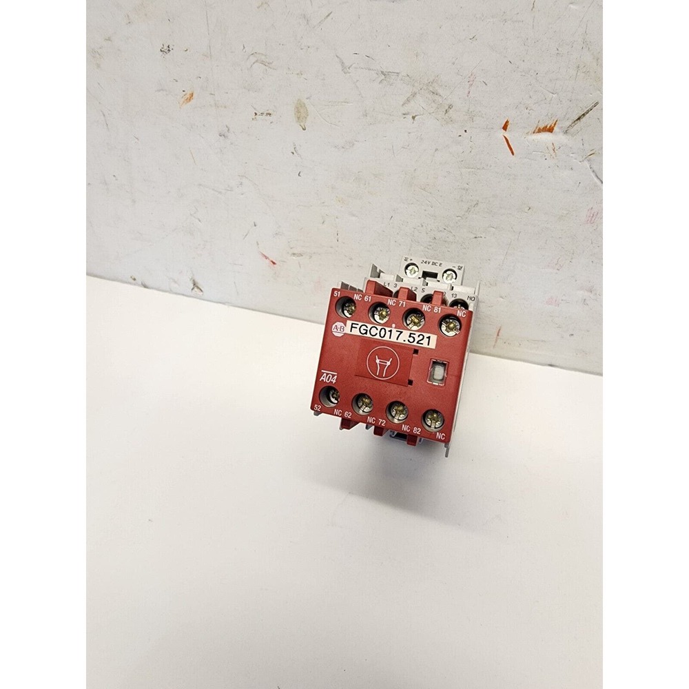 Allen-Bradley 100-C23E*10 24V coil 230-690V 30A W/Auxiliary Contact Block